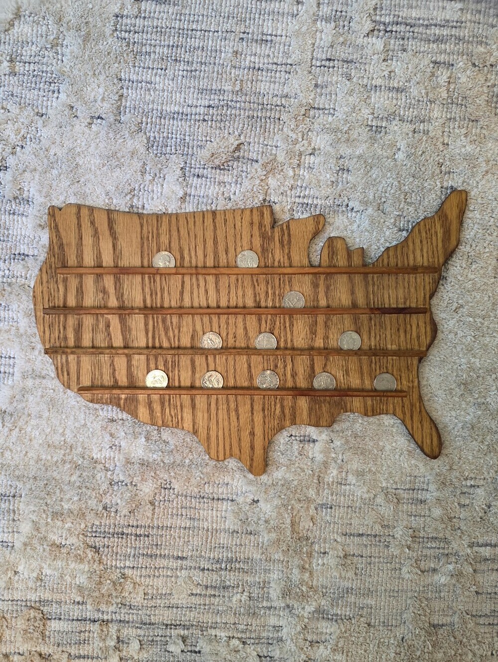 Wooden US Map Challenge Coin Holder Rustic American Cutout 50 Coin Display Rack